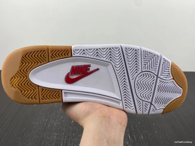SB 4 DR5415-120 Retro Jordan 0807